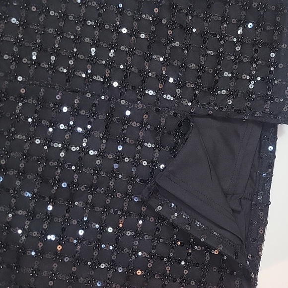 Lulu's Black Sequin Mini Skirt EUC - Picture 4 of 7